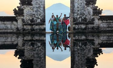 East Bali Sacred: Heaven’s Gate, Royal Waters & Mother Temple